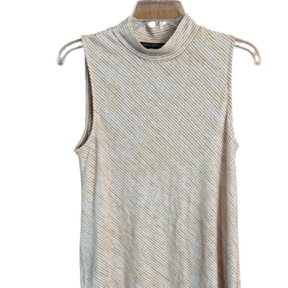 Banana Republic Tops - Banana Republic women’s sleeveless top. (A30)